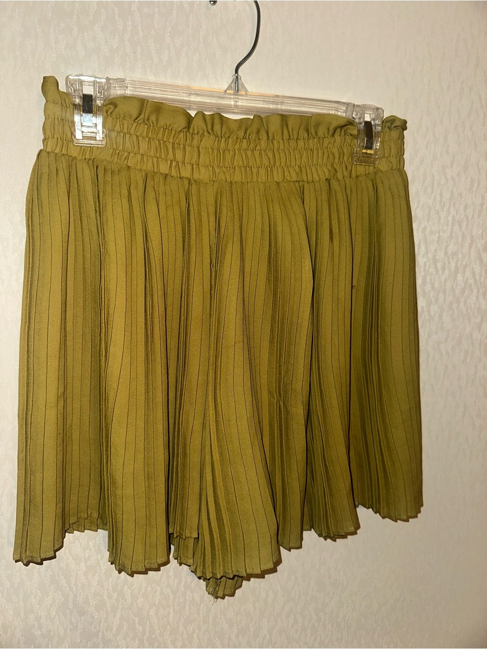Zara Olive Pleated Mini Skirt
